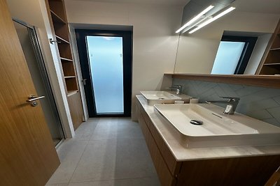 Appartement in Cerny Dul vlakbij skigebied