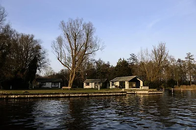 Aufenthalt im Bungalow auf einer privaten...