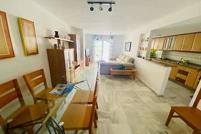 Ferienhaus am Strand mit Swimmingpool