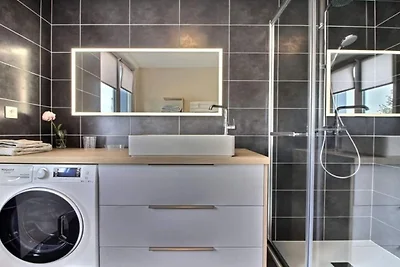 Modern appartement vlakbij Parijs