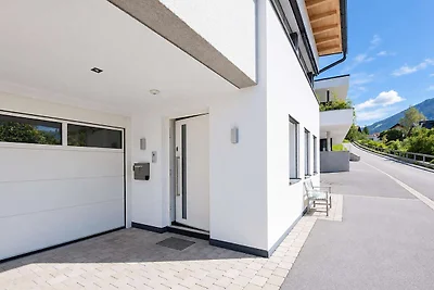 Villa in Tirol mit Pool