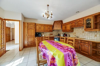Schöne Villa mit privatem Garten in Pineuilh