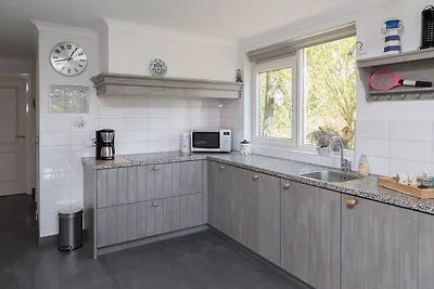 Ferienhaus für zwei Personen für 8 in...