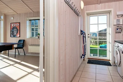 10 Personen Ferienhaus in Ansager-By Traum