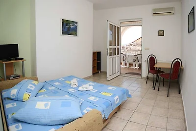 Apartments & Rooms Villa Petra - One Bedroom ...