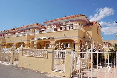 Gemütliches Ferienhaus mit Schwimmbad
