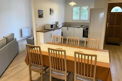 Haus in Soulac-sur-Mer mit Garten und Grill