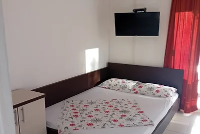 De Luxe Studio Apartment with Sea View and...