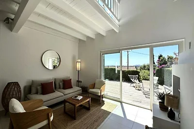 Villa auf dem Hügel Costebelle in der Nähe de...