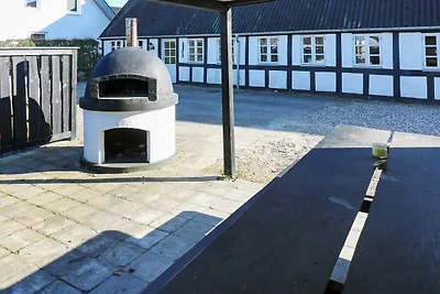 10 persone case ad Hadsund