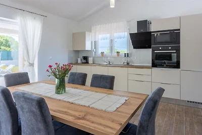 Three Bedroom Villa with Swiming Pool