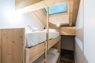 Nuovo appartamento con accesso diretto alle p...