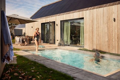 Ferienhaus mit privatem Schwimmbad und Sauna