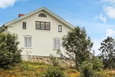 4 Sterne Ferienhaus in UDDEVALLA