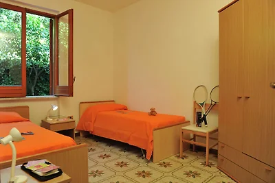 Moderne Ferienwohnung mit Swimmingpool in...