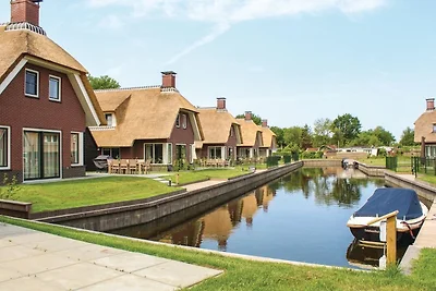 Stimmungsvolle Villa am Wasser ineinem...