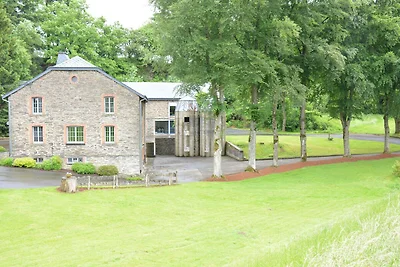 Stenen Huis in Ardennen bij Bos