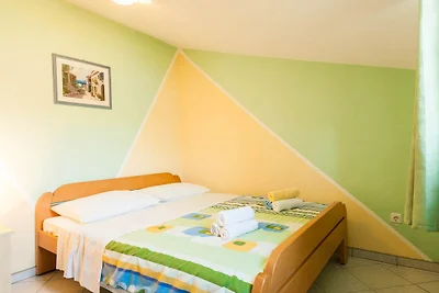 Cozy Apartments in Zadar with Sea and Mountai...