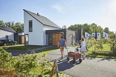 Moderne und Kinderfreundliche Villa in...