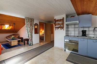Classic and Trendy Apartment with Terrace - T...