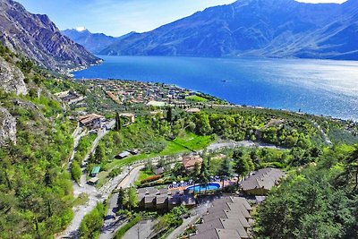 Wohnung in Limone mit Balkon oder Terrasse-eh...