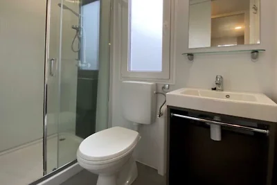 Tiny Cottage Hottub 2+2