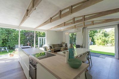 Luxe bungalow met terras