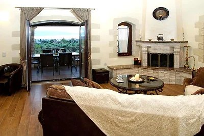 Villa cretese vicino alla spiaggia per 10
