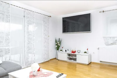Holiday Home Dom & San - Two Bedroom Holiday ...