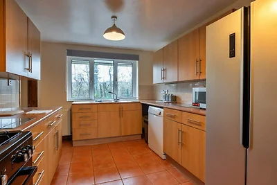 Spacious holiday home in Sennen, No deposit