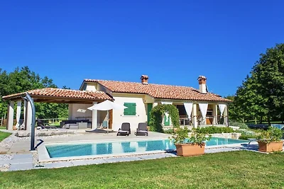 Villa a Gračišće con piscina