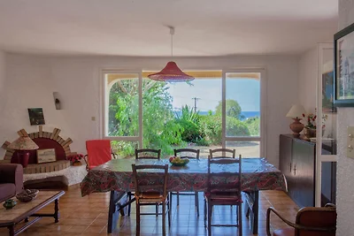 Komfortables Ferienhaus mit Terrasse