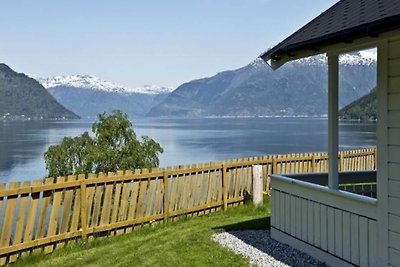 Casa vacanze a Kinsarvik con vista mare