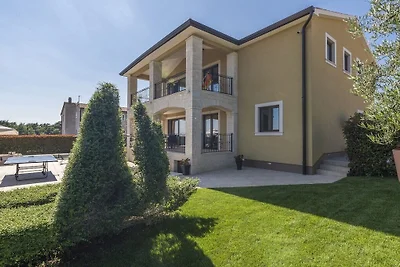 Villa in Poreč mit Schwimmbecken