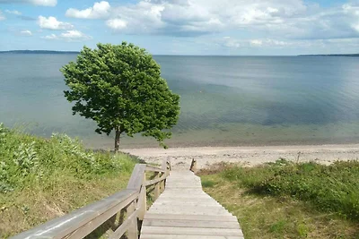 Panoramisch toevluchtsoord aan water -- By Tr...