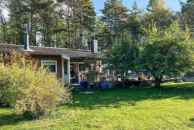 5 Personen Ferienhaus in ADELSÖ