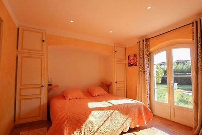 Spacieuse Villa 6 personnes avec piscine