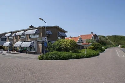 Appartement in Domburg met zwembad