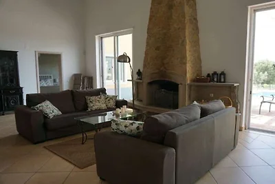 Villa in Moncarapacho mit Schwimmbecken