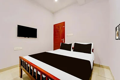 Hotel O Pukkattupady Aluva Est