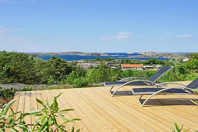 4 Personen Ferienhaus in Bovallstrand-By...