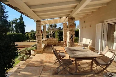 Seafront Dreamy Holiday Home Spina with Pool ...