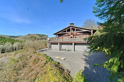 Chalet in den Ardennen mit Whirlpool