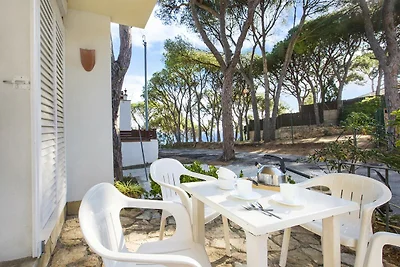 Apartment with terrace for 4 people