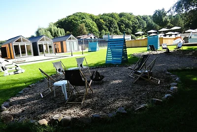 Neue Ferienhäuser mit Swimmingpool, in...