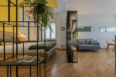 Wohnung in Torino mit Balkon und Parken
