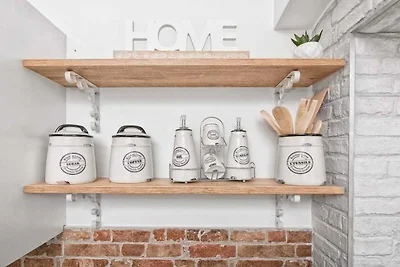 Hidden Gem Holiday Home with Pool in Kastel S...