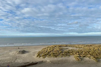 Apartment in Nieuwpoort mit Meerblick
