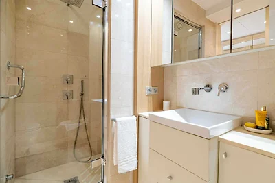 Modernes Appartement mit Klimaanlage, 2 Schla...