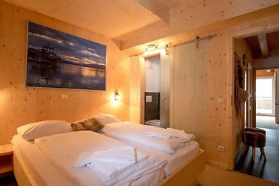 Schönes Chalet mit Whirlpool